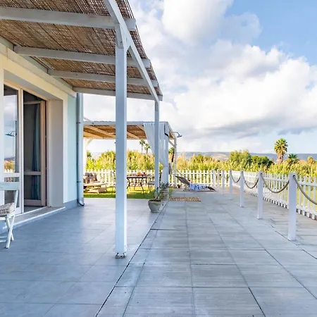 Holiday home Front *