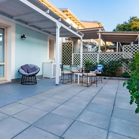 Dom wakacyjny Front *